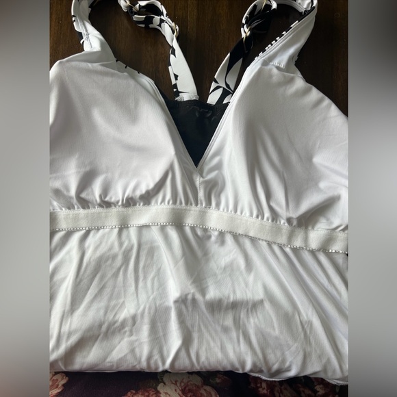 Lands End One piece swimsuit Assorted sizes - Picture 6 of 12